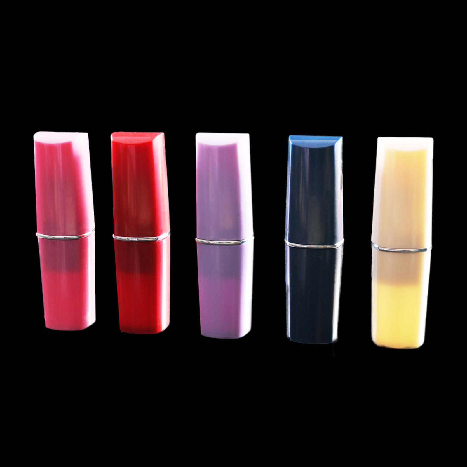 Lipstick | Hiding Spot