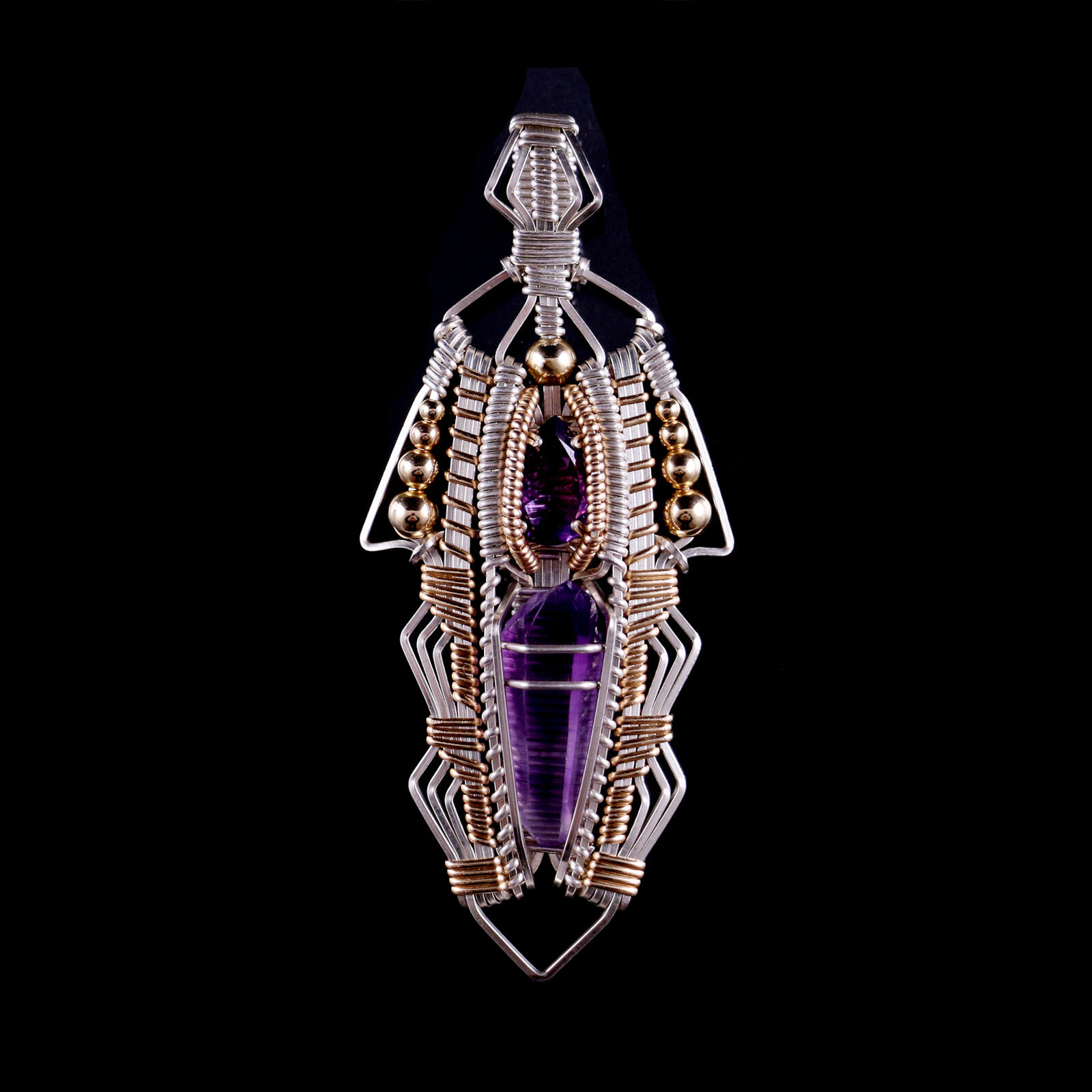 Pendant with Gold, Silver and Amethys, Faceted and Natural Guerrero